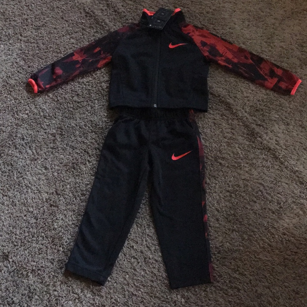 Jogging Suit